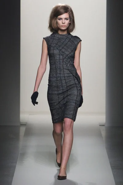 Look 4